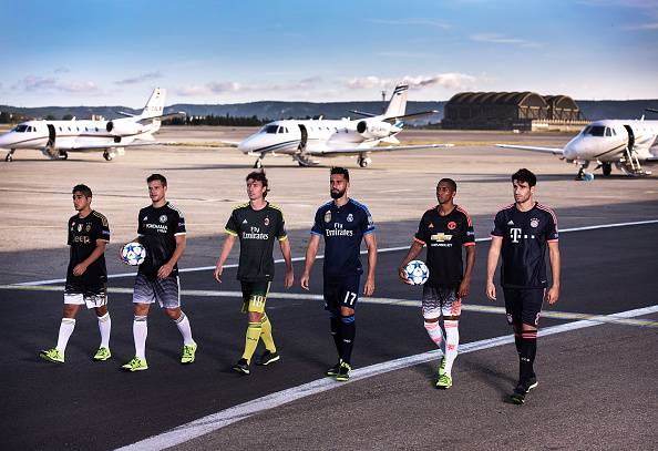 Guido Vadalà, sulla sinistra, con Montolivo, Azpilicueta, Arbeloa, Young e Javi Martinez, in un evento Adidas (Getty Images for adidas)