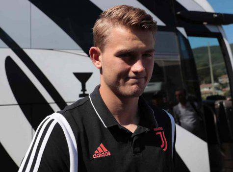 de ligt panchina juventus napoli