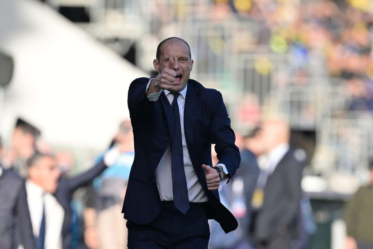 Juventus, triplo regalo per Allegri: show alla Continassa