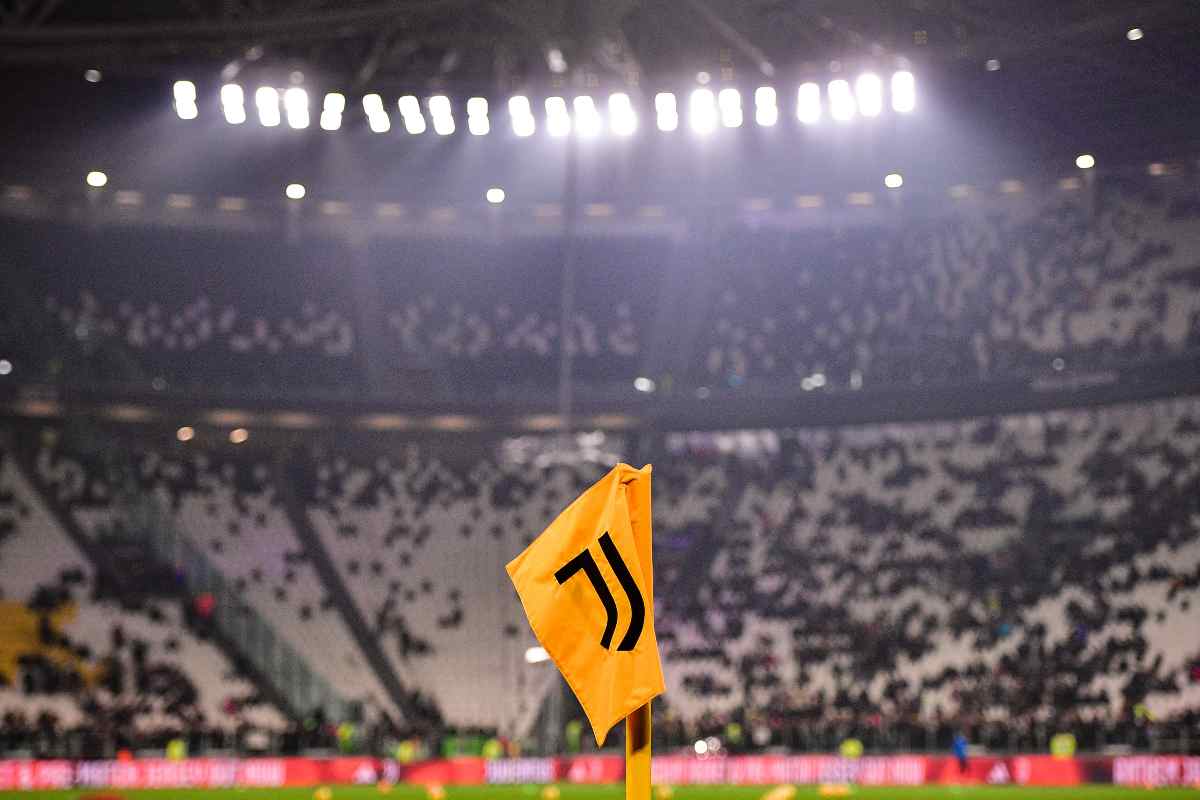 bandiera juventus - Cronaca Torino