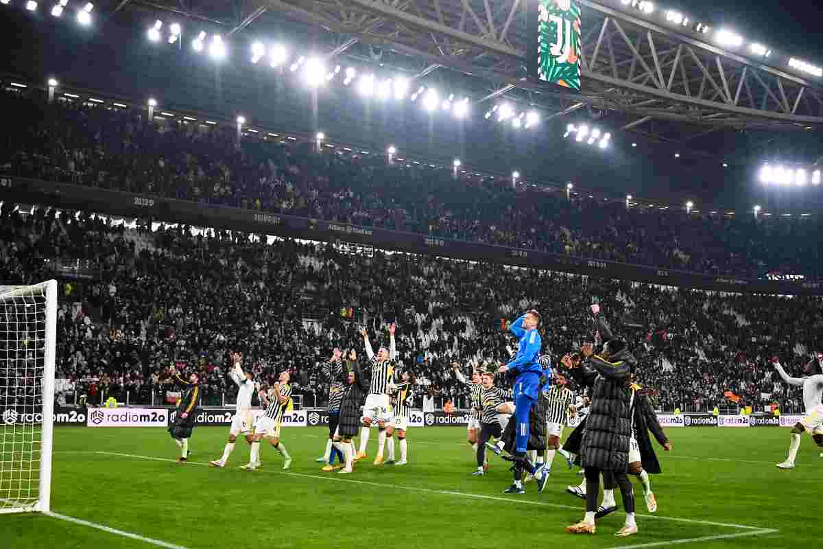 Calciomercato Juventus, un altro colpo in calcio d'angolo da parte del club bianconero: il contratto è già stato depositato.