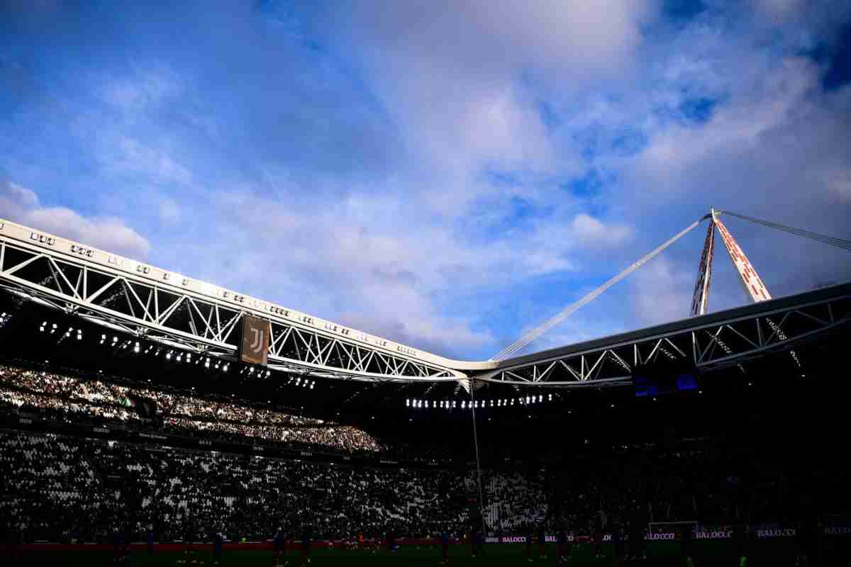 “Non si gioca per regolamento”: caos stadio, annuncio UFFICIALE Juventus