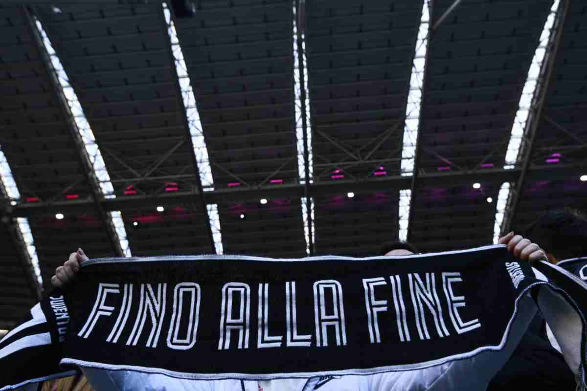 Juventus, Alex Sandro e l’addio da leggenda: tifosi ammutoliti