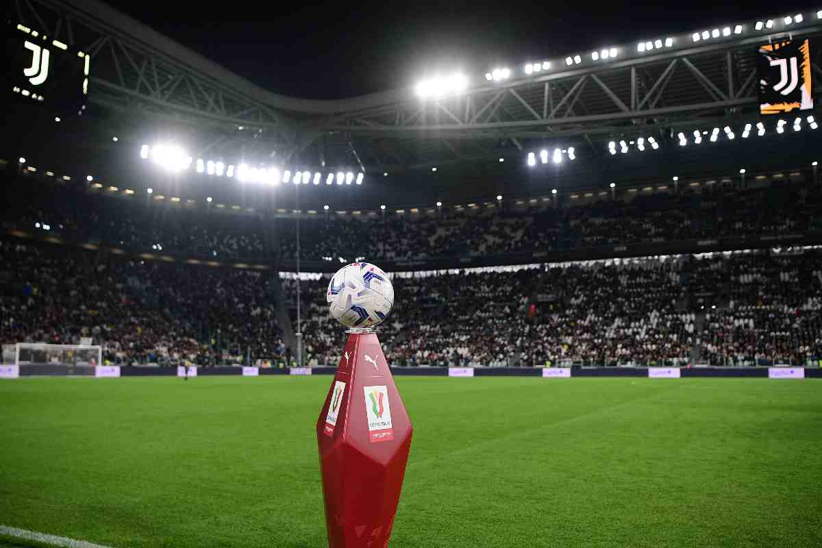 Seleziona Juventus-Lazio, ululati beceri allo Stadium: ecco verso chi sono stati rivoltiJuventus-Lazio, ululati beceri allo Stadium: ecco verso chi sono stati rivolti