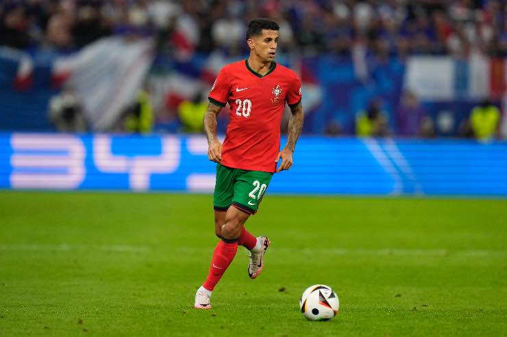 Calciomercato Juventus, Cancelo possibile occasione