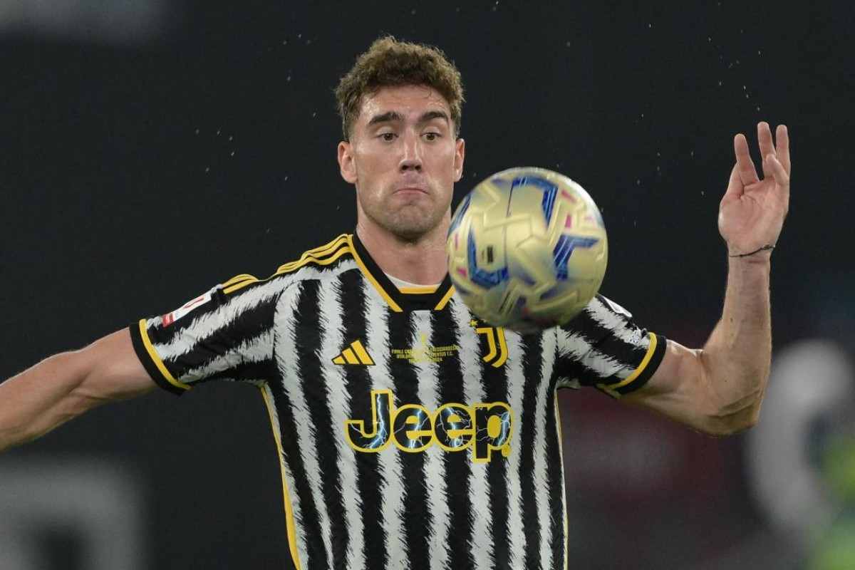 Vlahovic, non ci sono più dubbi: terribile notizia per i tifosi della Juve