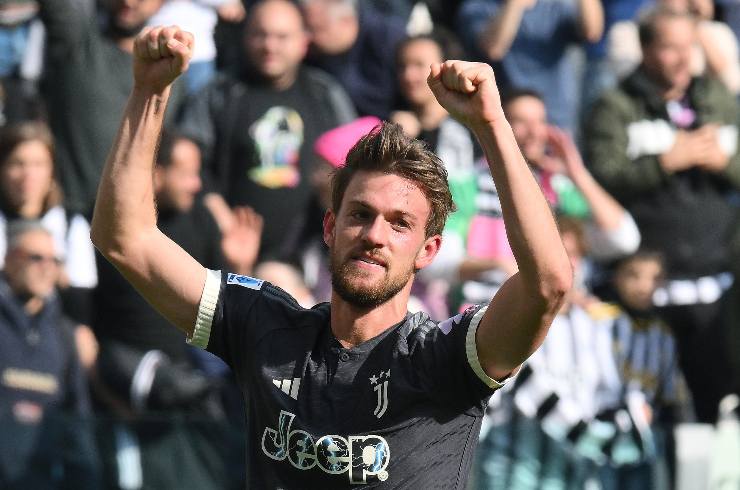 Rugani-McKennie insieme in Champions: addio Juve