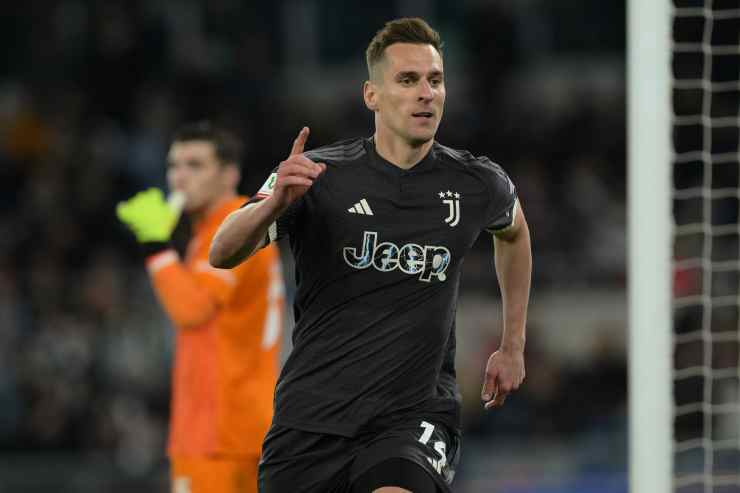 Milik può lasciare la Juve