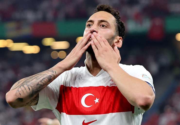 Nuova squadra Calhanoglu