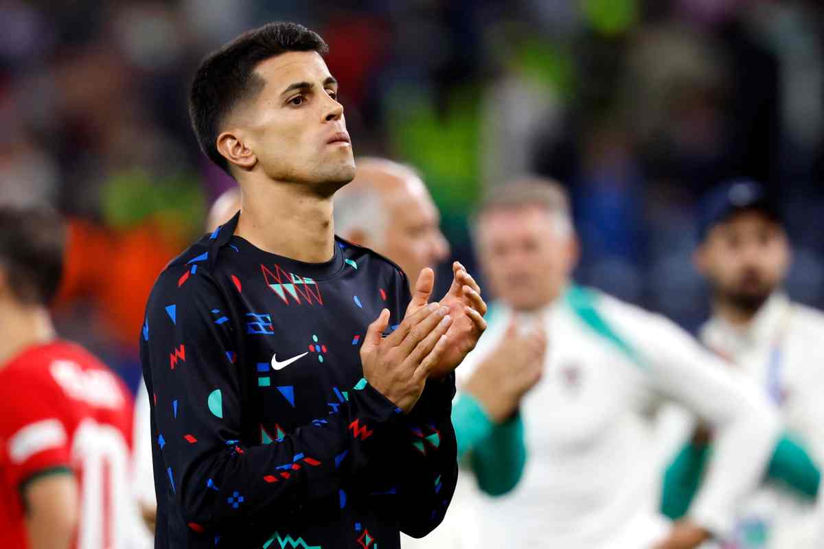 Cancelo va in Arabia Saudita