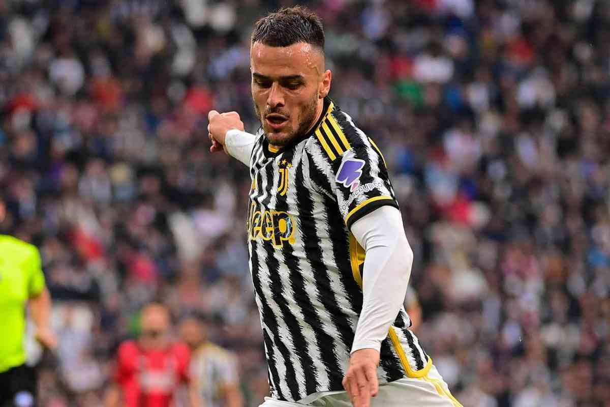 Juventus, addio confermato per Kostic e Arthur