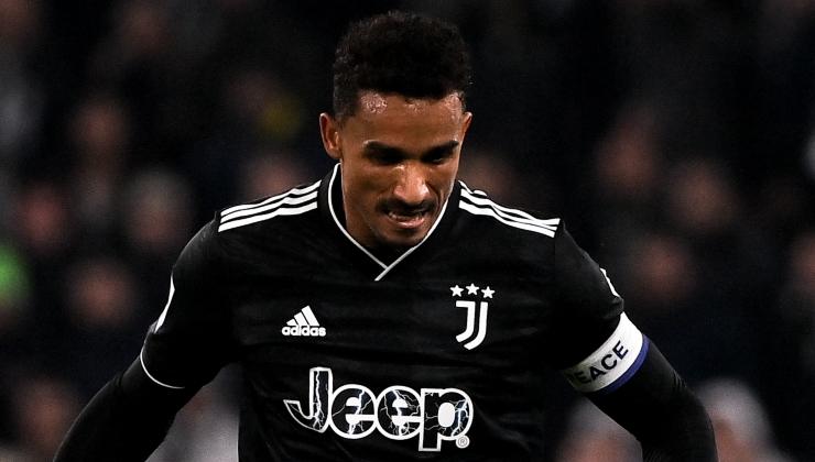 La Juventus pronta a cedere Danilo, Arthur e Mbangula per finanziare il mercato di gennaio