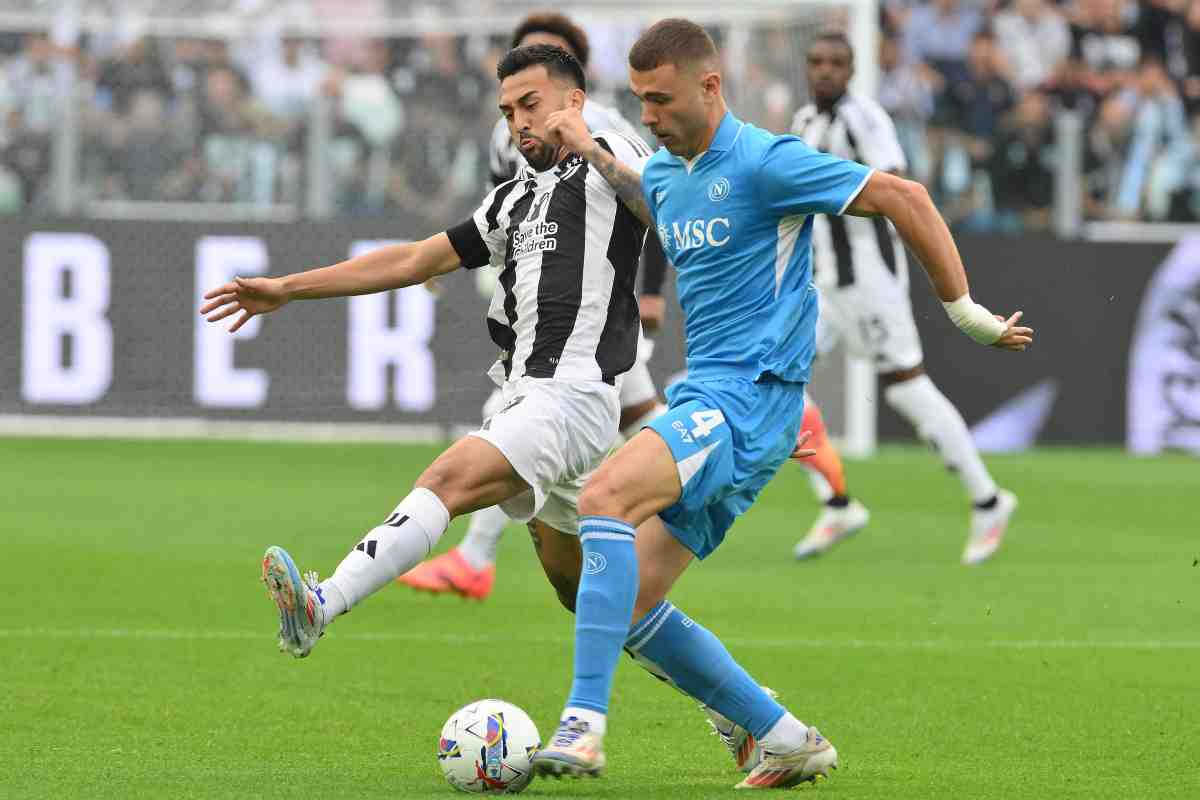 Nico Gonzalez con la maglia della Juve