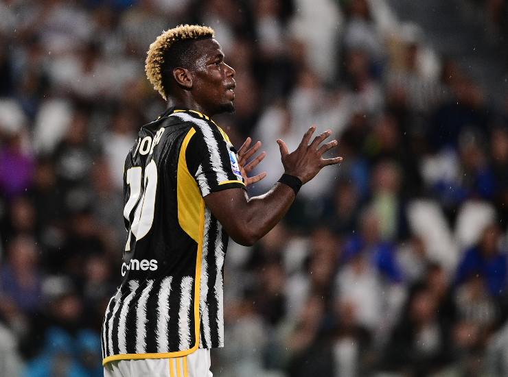 Il centrocampista Paul Pogba