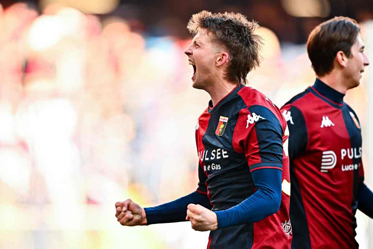 Morten Frendrup esulta dopo un gol con il Genoa